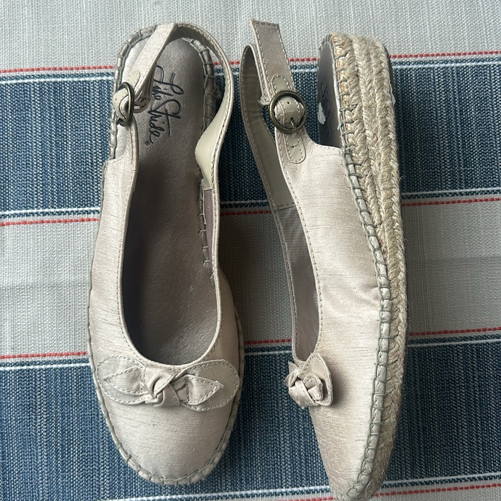 Life Stride Light Beige Espadrille Slingback Flats with Bow